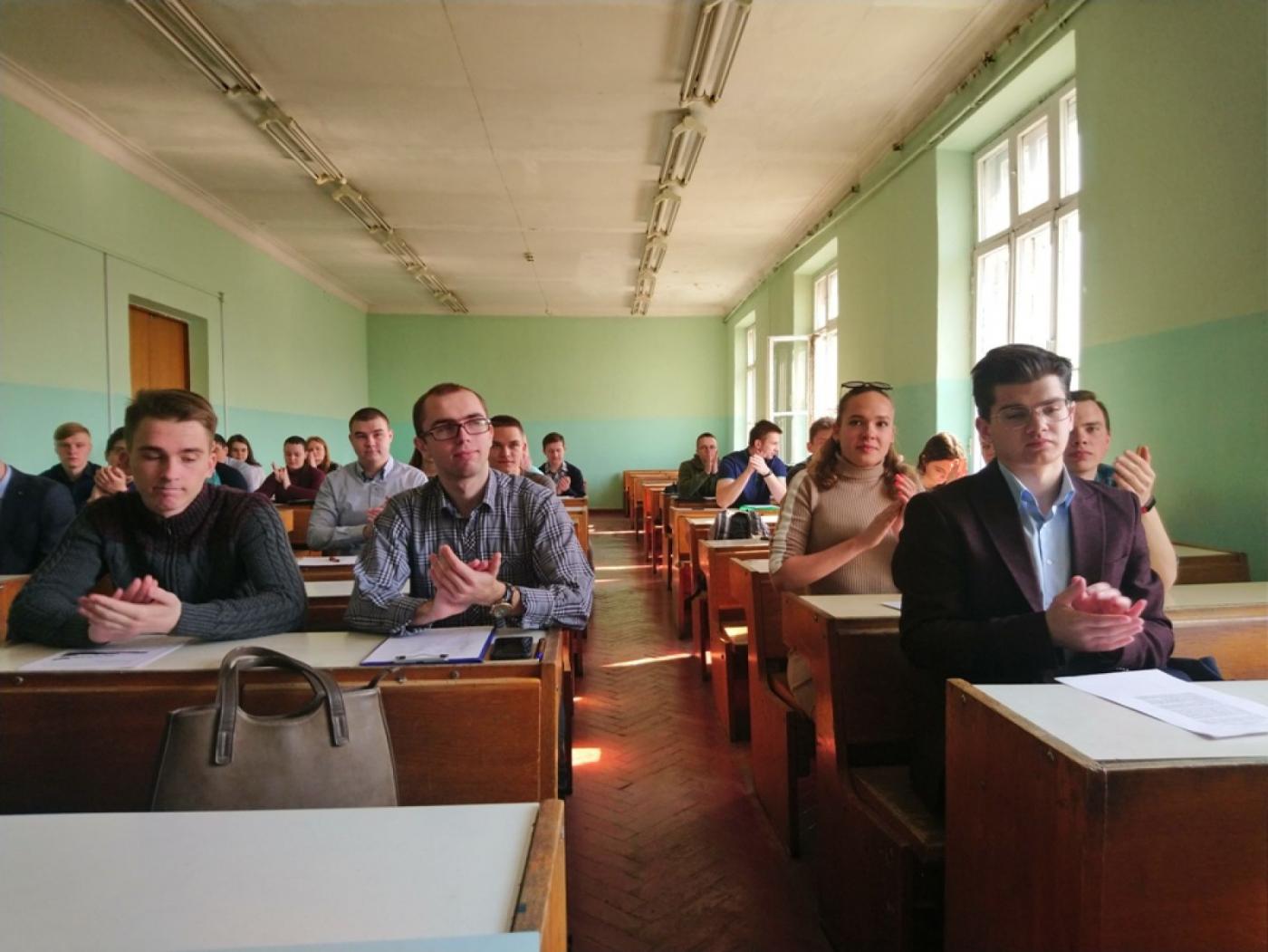 Через исследовательскую работу — к гражданскому патриотизму.